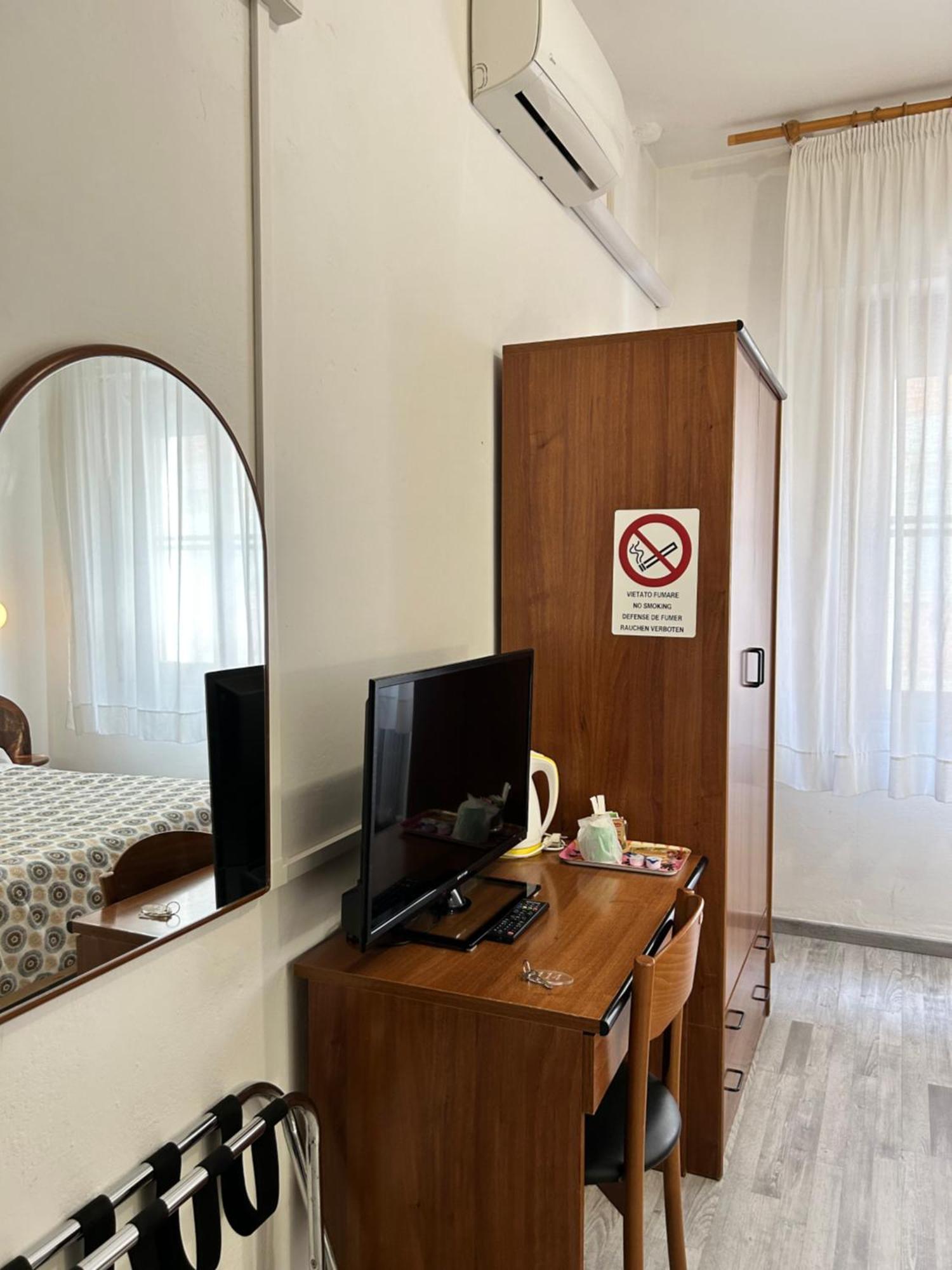 Hotel Cecile Pisa Luaran gambar
